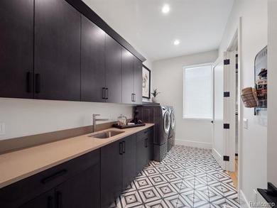 Gorgeous New Construction! Build an Estate of Your Dreams in the - photo 16