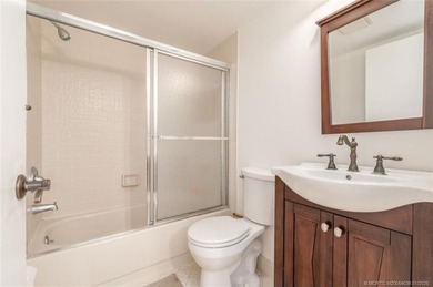 Sandpiper Villa furnished with 2 bedrooms and 2.5 bathrooms with - photo 17