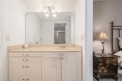 Sandpiper Villa furnished with 2 bedrooms and 2.5 bathrooms with - photo 18