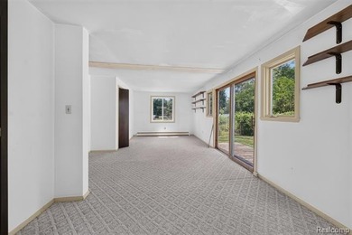Great Opportunity in Keego Harbor! Don't miss this unique - photo 18