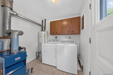 Great Opportunity in Keego Harbor! Don't miss this unique - photo 19