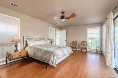 Sandpiper Villa furnished with 2 bedrooms and 2.5 bathrooms with - photo 20