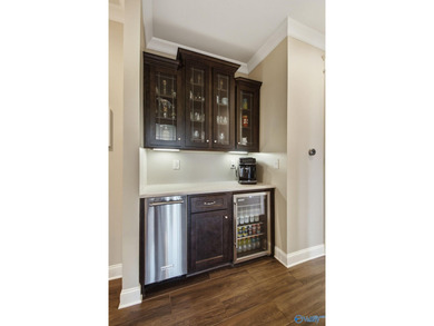 Rare opportunity to own a custom full-brick home on 20 - photo 21
