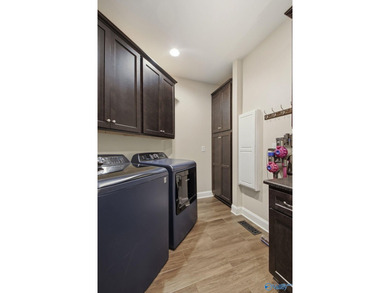 Rare opportunity to own a custom full-brick home on 20 - photo 22