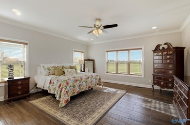 Rare opportunity to own a custom full-brick home on 20 - photo 23