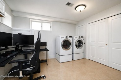 Welcome to 198 Willowbrook Road - an exceptional, beautifully - photo 25
