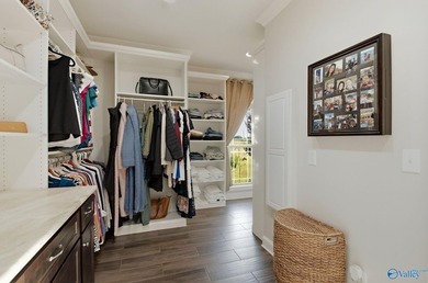Rare opportunity to own a custom full-brick home on 20 - photo 28