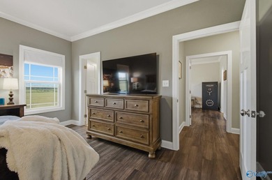 Rare opportunity to own a custom full-brick home on 20 - photo 33