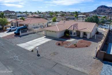 Welcome to 3170 Osborn Drive! An exceptional 3 bedroom, 2 bath - photo 3