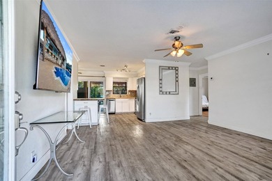 Discover your private tropical retreat in this 3 Bedroom, 2 - photo 5