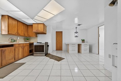 SELLER IS OFFERING $5,000 TOWARDS BUYER'S CLOSING COST! This - photo 14