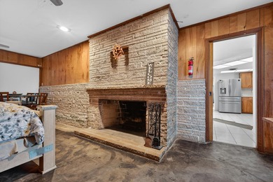SELLER IS OFFERING $5,000 TOWARDS BUYER'S CLOSING COST! This - photo 17