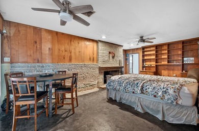 SELLER IS OFFERING $5,000 TOWARDS BUYER'S CLOSING COST! This - photo 18