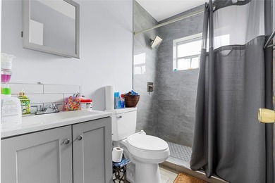 Back on Market! Discover the perfect blend of comfort and - photo 18