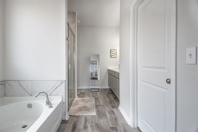 Welcome to 1012 Ocean Breeze, a beautifully built 3-bedroom - photo 20