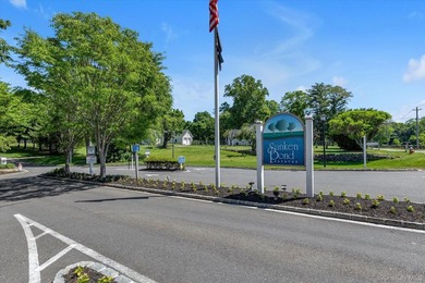 Welcome home to this highly sought-after, beautifully maintained - photo 20