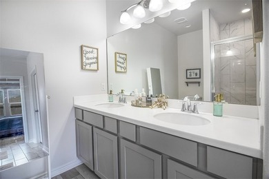 Welcome to 1012 Ocean Breeze, a beautifully built 3-bedroom - photo 22