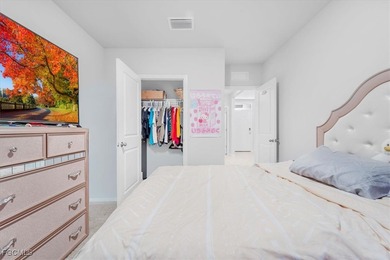 Short Sale - Submit Your Offers Now! An incredible chance to own - photo 22