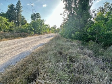 Perched on Calusa Ridge on Pine Island, this oversized - photo 2