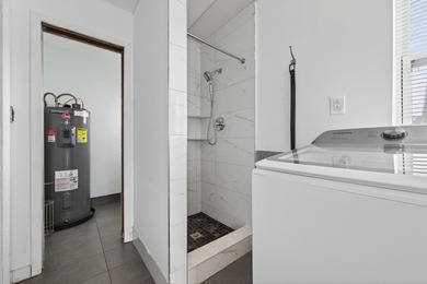 SELLER IS OFFERING $5,000 TOWARDS BUYER'S CLOSING COST! This - photo 22