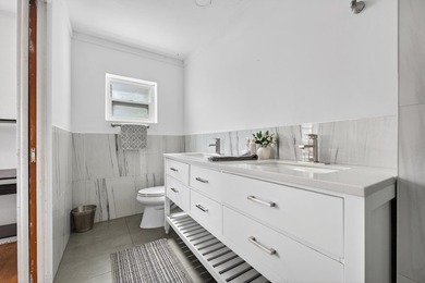 SELLER IS OFFERING $5,000 TOWARDS BUYER'S CLOSING COST! This - photo 32