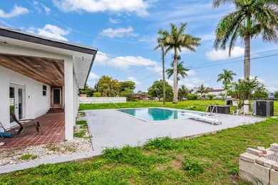 SELLER IS OFFERING $5,000 TOWARDS BUYER'S CLOSING COST! This - photo 33
