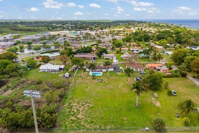 SELLER IS OFFERING $5,000 TOWARDS BUYER'S CLOSING COST! This - photo 35