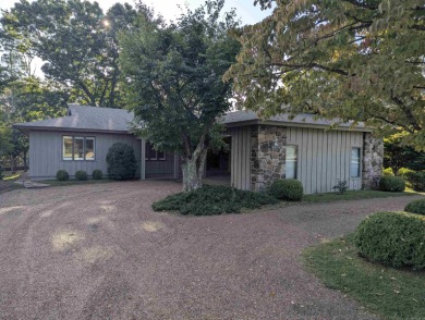 Greers Ferry Lake Home For Sale in Heber Springs Arkansas