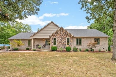 Lake Home For Sale in Cadiz, Kentucky