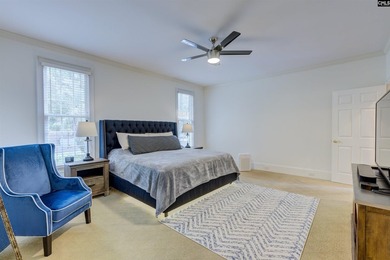 Tucked on nearly 0.80 acres in a sought-after Lexington location - photo 26