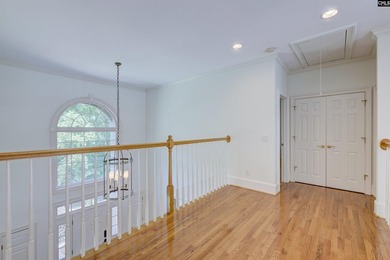 Tucked on nearly 0.80 acres in a sought-after Lexington location - photo 33