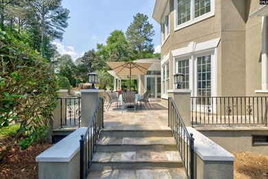 Tucked on nearly 0.80 acres in a sought-after Lexington location - photo 38