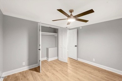 Fully renovated lakefront cottage offering exceptional - photo 46