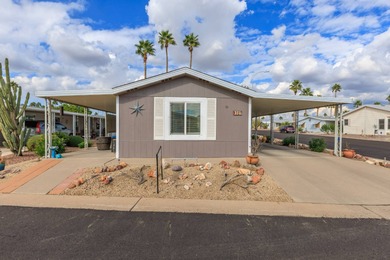 (private lake, pond, creek) Home For Sale in Apache Junction Arizona