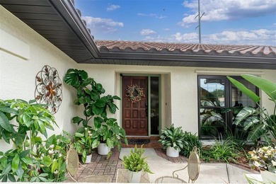 Beautifully renovated 3 BR + Office/flex space, this home - photo 3