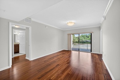 LIKE NEW | UPDATED | MOVE-IN READY | 3-BR, 3-BA PLUS DEN - - photo 8