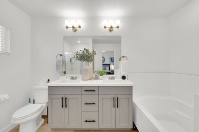 Upgraded END-UNIT townhome with stunning mountain views and - photo 13