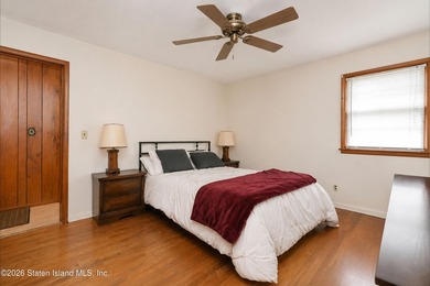 This Ranch home is situated in Westerleigh by manor Rd and - photo 19
