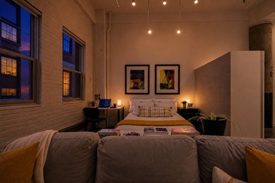 Buyers, don't miss this rare opportunity to own a historic Tower - photo 3