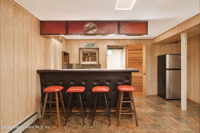 This Ranch home is situated in Westerleigh by manor Rd and - photo 25