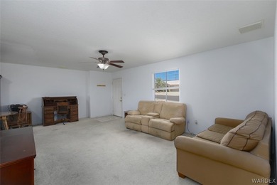2 bed 2 bath about 12 minutes from the London Bridge. Discover - photo 7