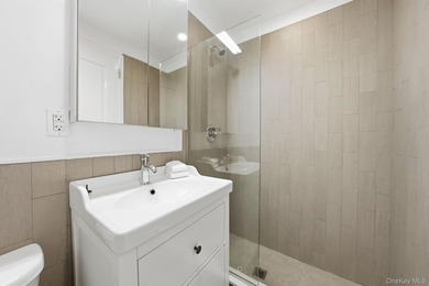A newly gut-renovated boutique condominium offering - photo 13