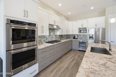 Experience Arizona luxury living in the prestigious gated - photo 15