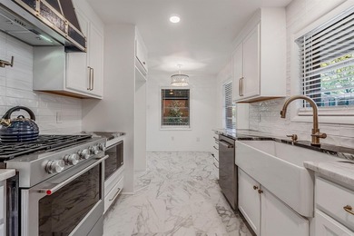 Welcome to this beautifully updated 5-bedroom, 3-bath - photo 15