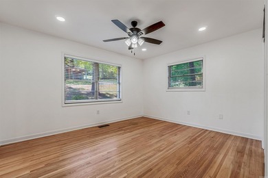 Welcome to this beautifully updated 5-bedroom, 3-bath - photo 21