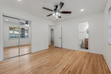 Welcome to this beautifully updated 5-bedroom, 3-bath - photo 22