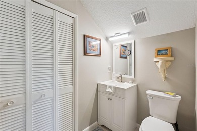 Welcome home to this gorgeously remodeled 4-bedroom, 2 1/2 bath - photo 25