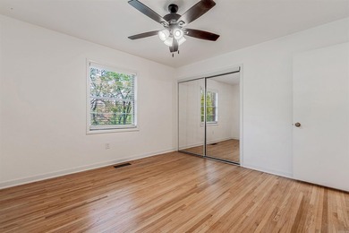 Welcome to this beautifully updated 5-bedroom, 3-bath - photo 28