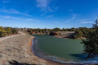 Nestled on a sprawling 550-acre estate, this extraordinary - photo 8