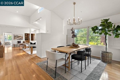 Rare Rossmoor property with a spacious backyard patio - photo 8